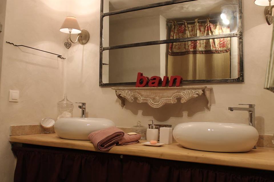 Salle de bain commune